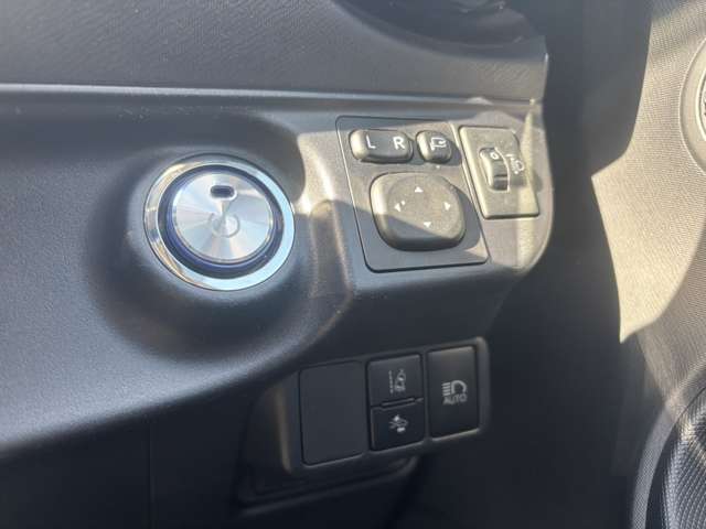 トヨタ アクア １．５ Ｓ スタイルブラック R1年 (東北) 99