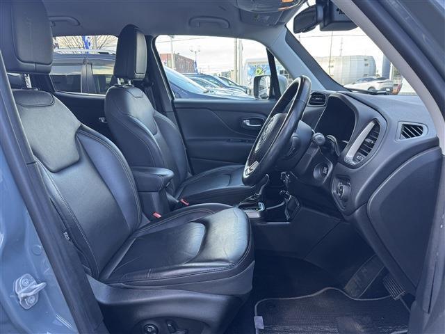 ジープ レネゲード リミテッド H30年 (東北) 99