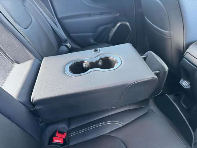 ジープ レネゲード リミテッド H30年 (東北) 99