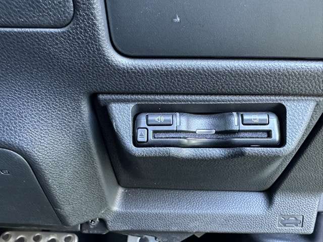 スバル インプレッサ　ハイブリッド ２．０ ＳＴ－Ｈ ４ＷＤ R5年 (東海) 99