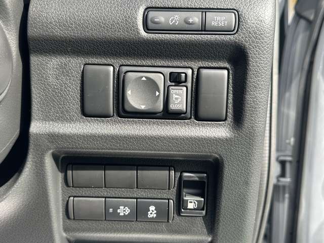 日産 キャラバンバン ２．４ プレミアムＧＸ ロングボディ ディーゼルターボ ４ＷＤ R7年 (東海) 99