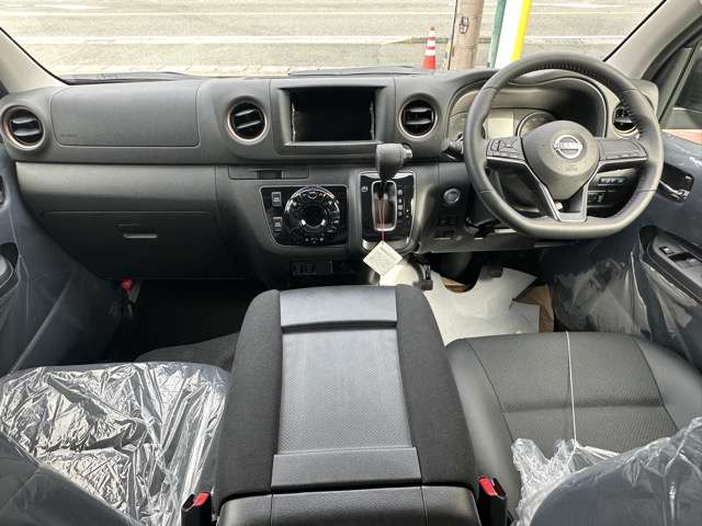 日産 キャラバンバン ２．４ ＡＵＴＥＣＨ ライン プラス ロングボディ ディーゼルターボ ４ＷＤ R7年 (東海) 99