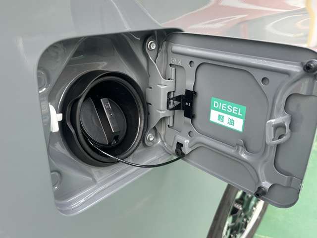 日産 キャラバンバン ２．４ ＡＵＴＥＣＨ ライン プラス ロングボディ ディーゼルターボ ４ＷＤ R7年 (東海) 99