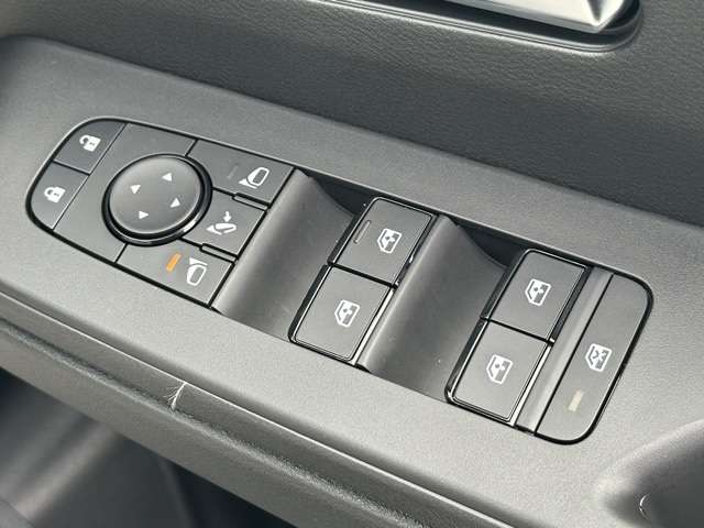 日産 セレナ １．４ Ｅ－ＰＯＷＥＲ ＸＶ R7年 (東海) 99