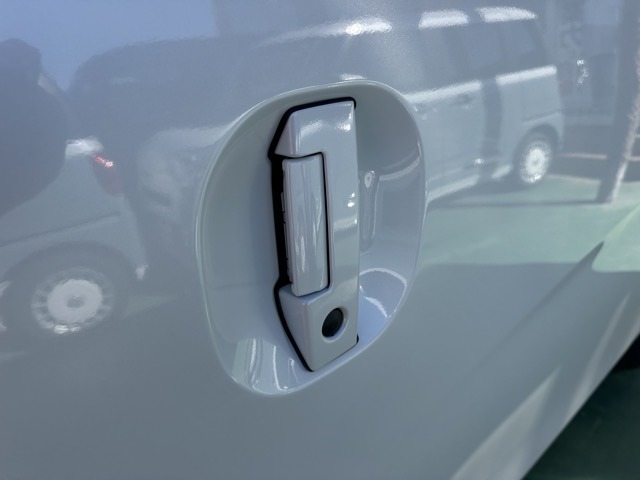 日産 キャラバンバン ２．４ ＡＵＴＥＣＨ ライン プラス ロングボディ ディーゼルターボ ４ＷＤ R7年 (東海) 99