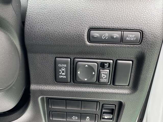 日産 キャラバンバン ２．４ ＡＵＴＥＣＨ ライン プラス ブラックパッケージ ロングボディ ディーゼルターボ ４ＷＤ R7年 (東海) 99