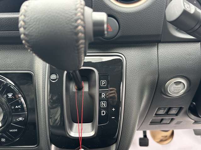 日産 キャラバンバン ２．４ ＡＵＴＥＣＨ ライン プラス ブラックパッケージ ロングボディ ディーゼルターボ ４ＷＤ R7年 (東海) 99