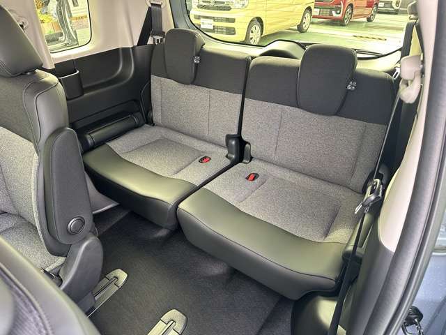 ホンダ フリード　ハイブリッド １．５ Ｅ：ＨＥＶ エアー ＥＸ R7年 (東海) 99