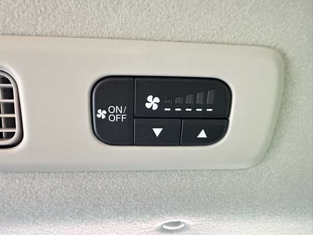 ホンダ フリード　ハイブリッド １．５ Ｅ：ＨＥＶ エアー ＥＸ R7年 (東海) 99