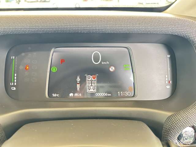 ホンダ フリード　ハイブリッド １．５ Ｅ：ＨＥＶ エアー ＥＸ R7年 (東海) 99