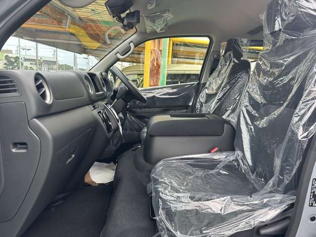 日産 キャラバンバン ２．４ プレミアムＧＸ アウトドア ブラック エディション ロングボディ ディーゼルＴ ４ＷＤ R7年 (東海) 99