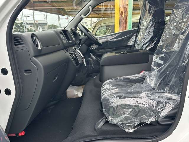 日産 キャラバンバン ２．４ プレミアムＧＸ アウトドア ブラック エディション ロングボディ ディーゼルＴ ４ＷＤ R7年 (東海) 99