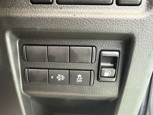 日産 キャラバンバン ２．４ ＡＵＴＥＣＨ ライン プラス ブラックパッケージ ロングボディ ディーゼルターボ ４ＷＤ R7年 (東海) 99