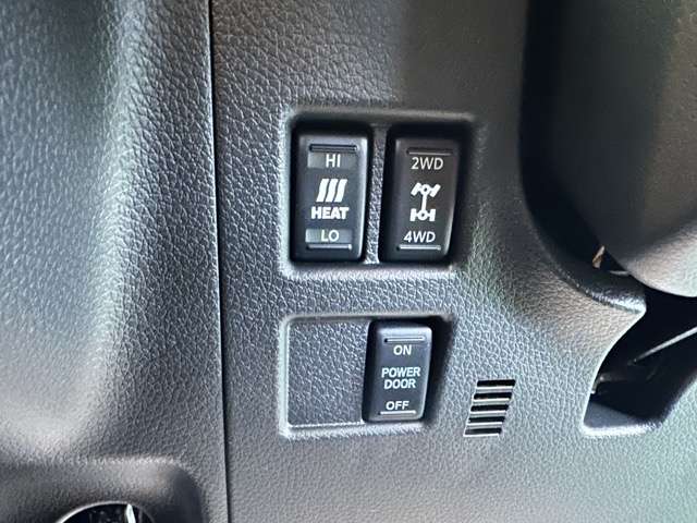 日産 キャラバンバン ２．４ ＡＵＴＥＣＨ ライン プラス ブラックパッケージ ロングボディ ディーゼルターボ ４ＷＤ R7年 (東海) 99