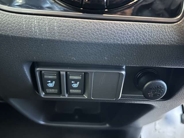 日産 キャラバンバン ２．４ ＡＵＴＥＣＨ ライン プラス ブラックパッケージ ロングボディ ディーゼルターボ ４ＷＤ R7年 (東海) 99