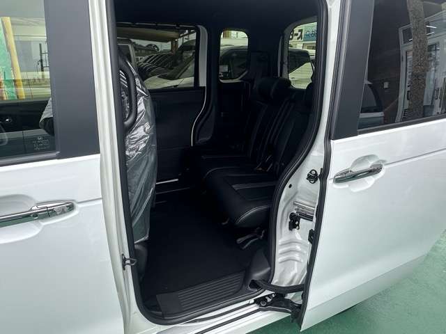 ホンダ Ｎ　ＢＯＸ カスタム ６６０ ターボ コーディネートスタイル ２トーン R7年 (東海) 99