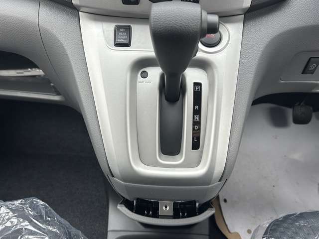 日産 ＮＶ２００バネット １．６ １６Ｘ－３Ｒ R7年 (東海) 99