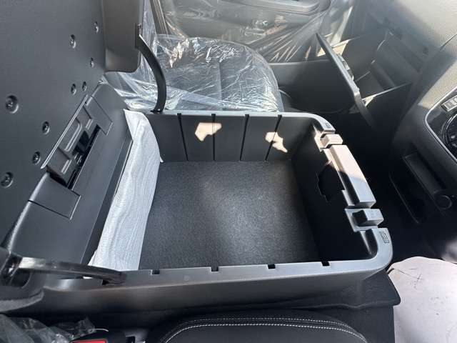 日産 キャラバンバン ２．０ プレミアムＧＸ アウトドア ブラック エディション ロングボディ R7年 (東海) 99