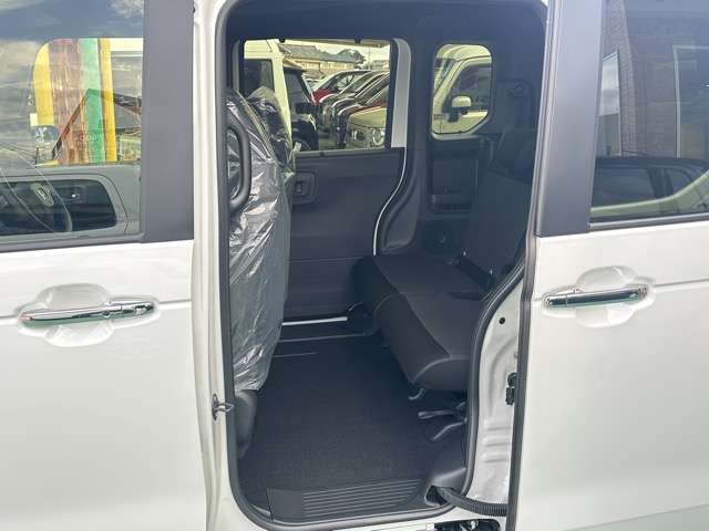 ホンダ Ｎ　ＢＯＸ カスタム ６６０ R7年 (東海) 99