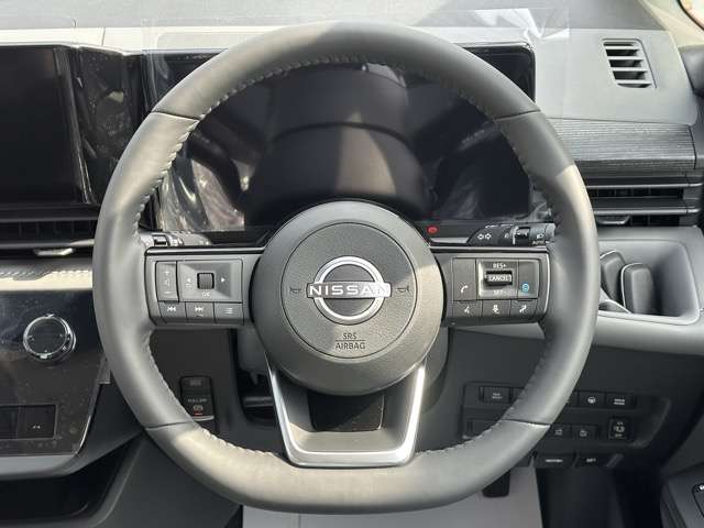 日産 セレナ １．４ Ｅ－ＰＯＷＥＲ ルキシオン R7年 (東海) 99