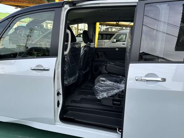 日産 セレナ ２．０ ハイウェイスターＶ R7年 (東海) 99