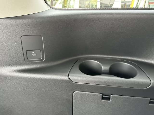 日産 セレナ ２．０ ハイウェイスターＶ R7年 (東海) 99