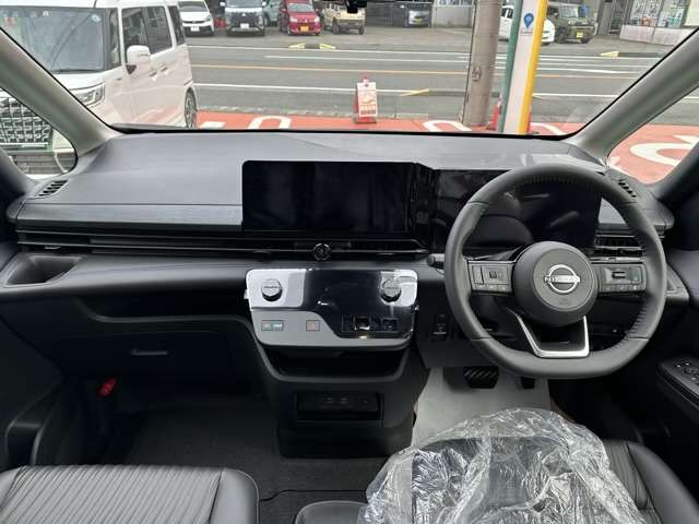 日産 セレナ １．４ Ｅ－ＰＯＷＥＲ ＡＵＴＥＣＨ R7年 (東海) 99