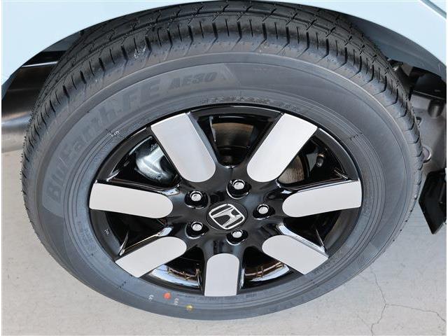 ホンダ フリード　ハイブリッド １．５ Ｅ：ＨＥＶ エアー ＥＸ R7年 (東海) 99