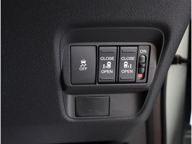 ホンダ フリード　ハイブリッド １．５ Ｅ：ＨＥＶ エアー ＥＸ R7年 (東海) 99