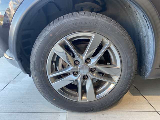 日産 ジューク １．５ １５ＲＸ ８０周年スペシャルカラーリミテッド H26年 () 99