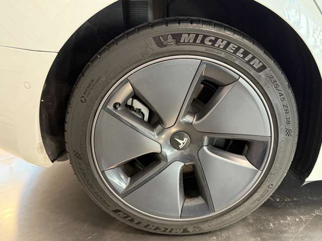 テスラ モデル３ スタンダードレンジプラス R3年 (関東) 99