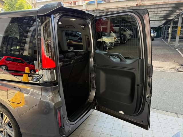 ホンダ ステップワゴン　ハイブリッド ２．０ スパーダ ハイブリッド Ｇ ＥＸ ホンダセンシング R1年 (近畿) 99