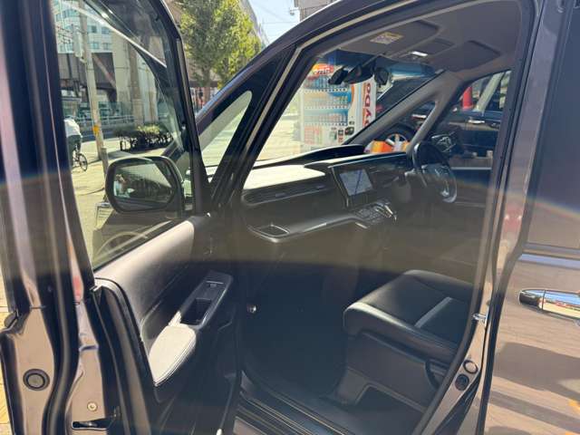 ホンダ ステップワゴン　ハイブリッド ２．０ スパーダ ハイブリッド Ｇ ＥＸ ホンダセンシング R1年 (近畿) 99