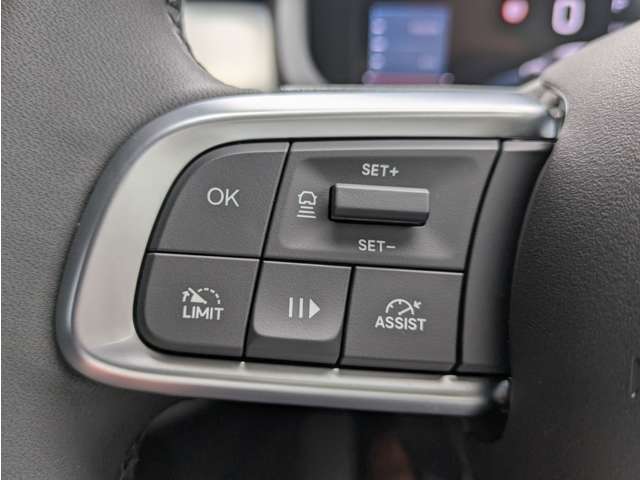 ジープ アベンジャー アルティテュード R7年 (東北) 99