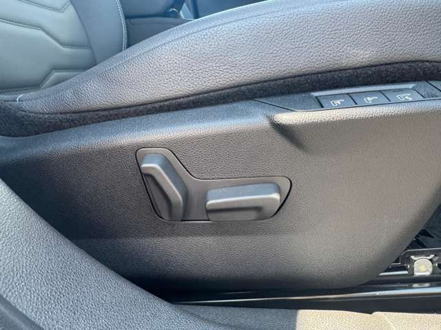 ジープ アベンジャー アルティテュード R7年 (東北) 99