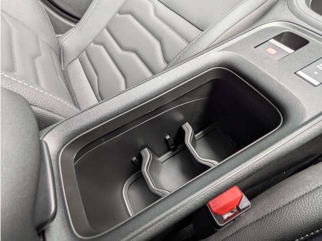 ジープ アベンジャー アルティテュード R7年 (東北) 99