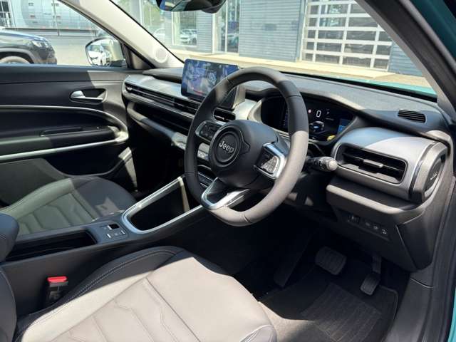 ジープ アベンジャー アルティテュード　レイク R7年 (東北) 99