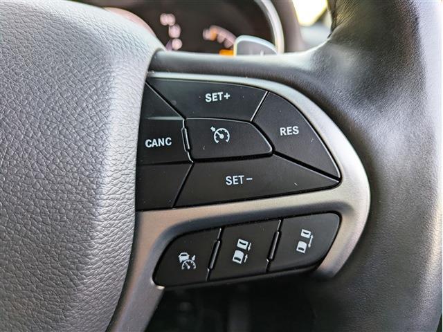 ジープ グランドチェロキー ＷＫ １０ＴＨアニバーサリー エディション ４ＷＤ R3年 (東北) 99