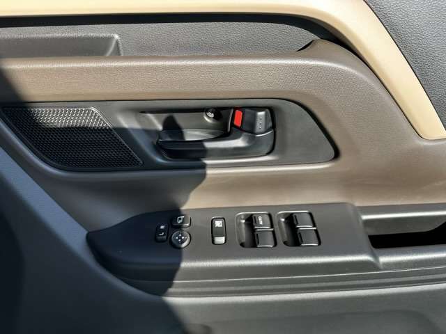 スズキ スペーシア ６６０ ハイブリッド Ｇ R7年 (東海) 99