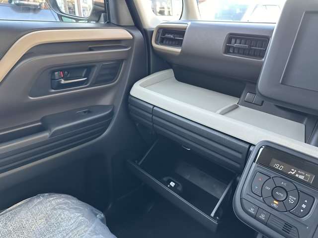 スズキ スペーシア ６６０ ハイブリッド Ｇ R7年 (東海) 99