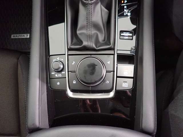 マツダ ＭＡＺＤＡ３　セダン ２．０ ２０Ｓ Ｓパッケージ R6年 (関東) 99