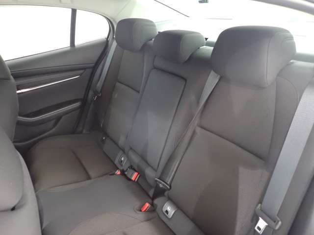 マツダ ＭＡＺＤＡ３　セダン ２．０ ２０Ｓ Ｓパッケージ R6年 (関東) 99