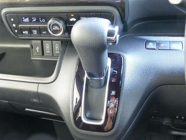 ホンダ Ｎ　ＢＯＸ Ｎ－ＢＯＸカスタムＧ Ｌ Ｈセンシング R2年 (東北) 99