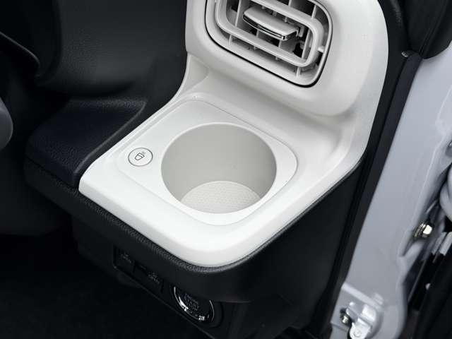 ダイハツ ムーヴ　キャンバス ６６０ ストライプス Ｇ R7年 (九州・沖縄) 99