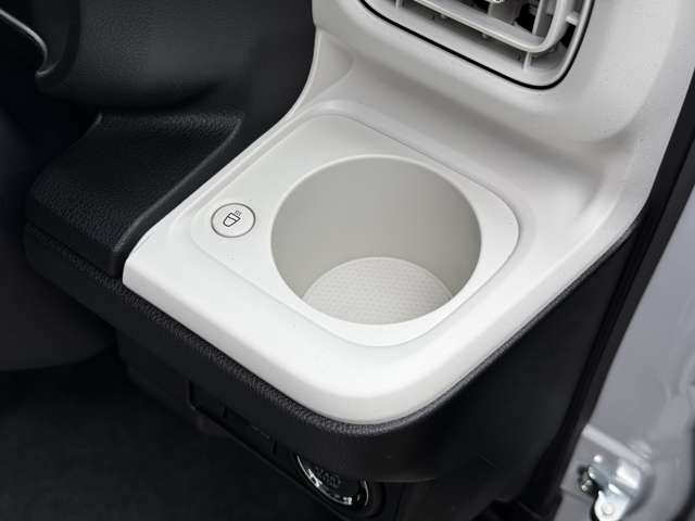 ダイハツ ムーヴ　キャンバス ６６０ ストライプス Ｇ R7年 (九州・沖縄) 99