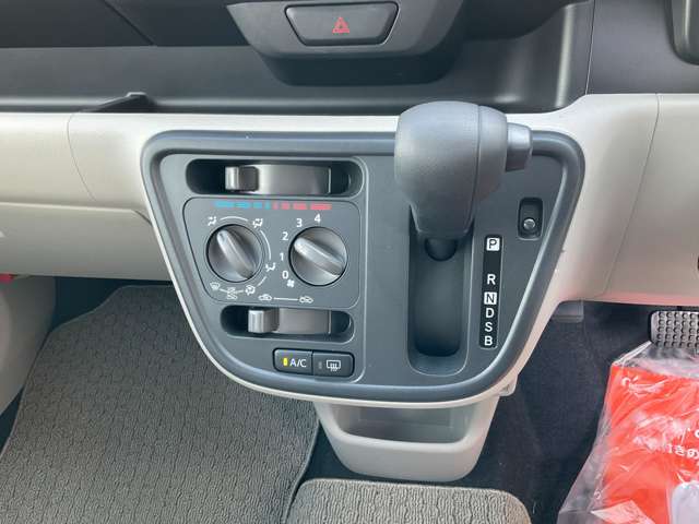 トヨタ パッソ １．０ Ｘ R3年 (東北) 99