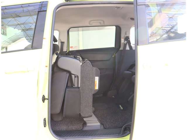 トヨタ シエンタ １．５ Ｇ H28年 (関東) 99