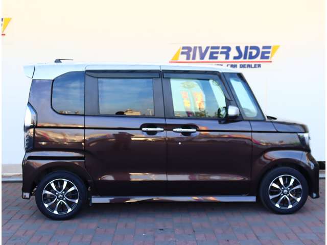 ホンダ Ｎ　ＢＯＸ カスタム ６６０ Ｇ Ｌ ホンダセンシング H30年 (関東) 99