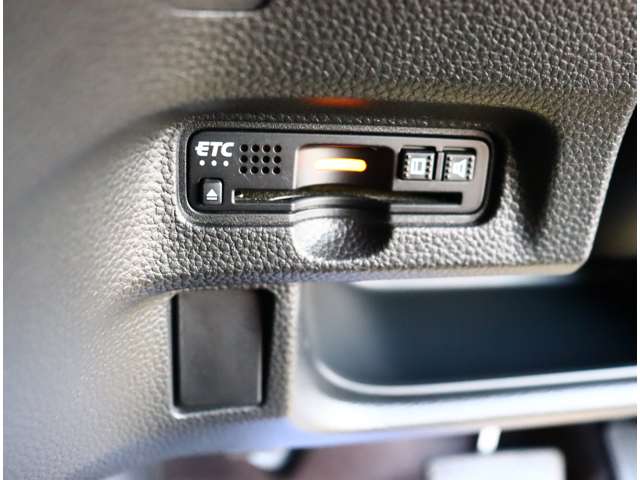 ホンダ Ｎ　ＢＯＸ カスタム ６６０ Ｇ Ｌ ホンダセンシング H30年 (関東) 99