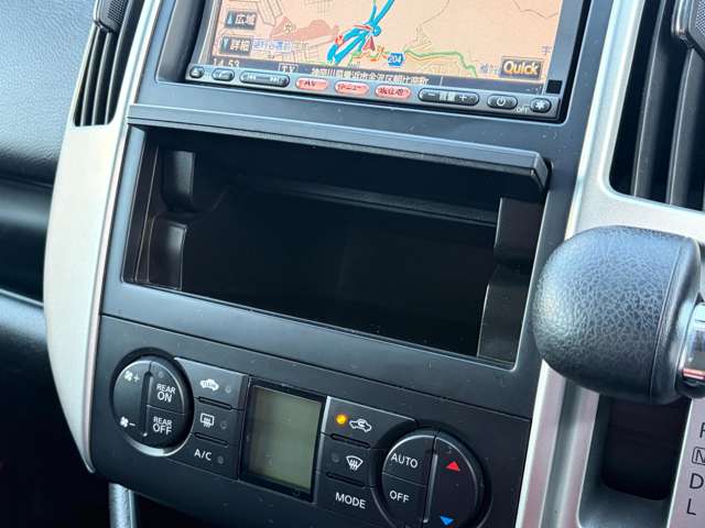 日産 セレナ ２．０ ハイウェイスター Ｖセレクション H22年 (関東) 99